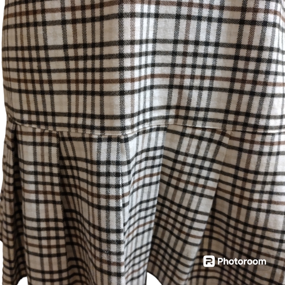 Hollister Flannel Academia Jumper - Picture 8 of 8